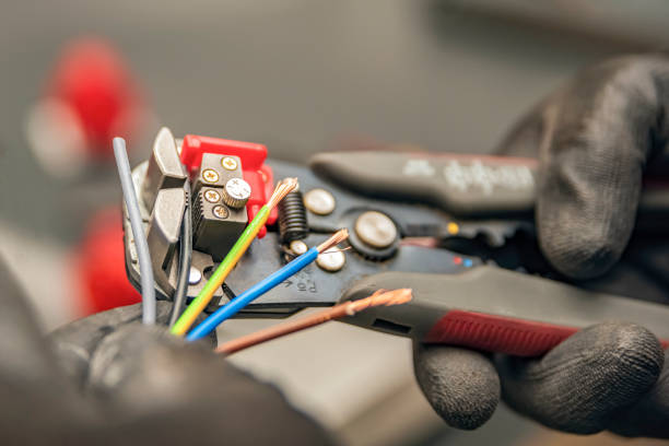 Best Licensed Electrician  in South Hill, NY